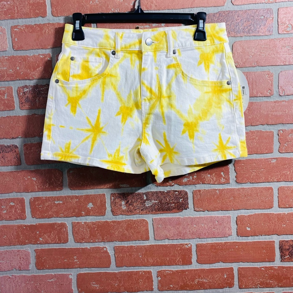 Colorful planet summer shorts for teens size XL (14/16)